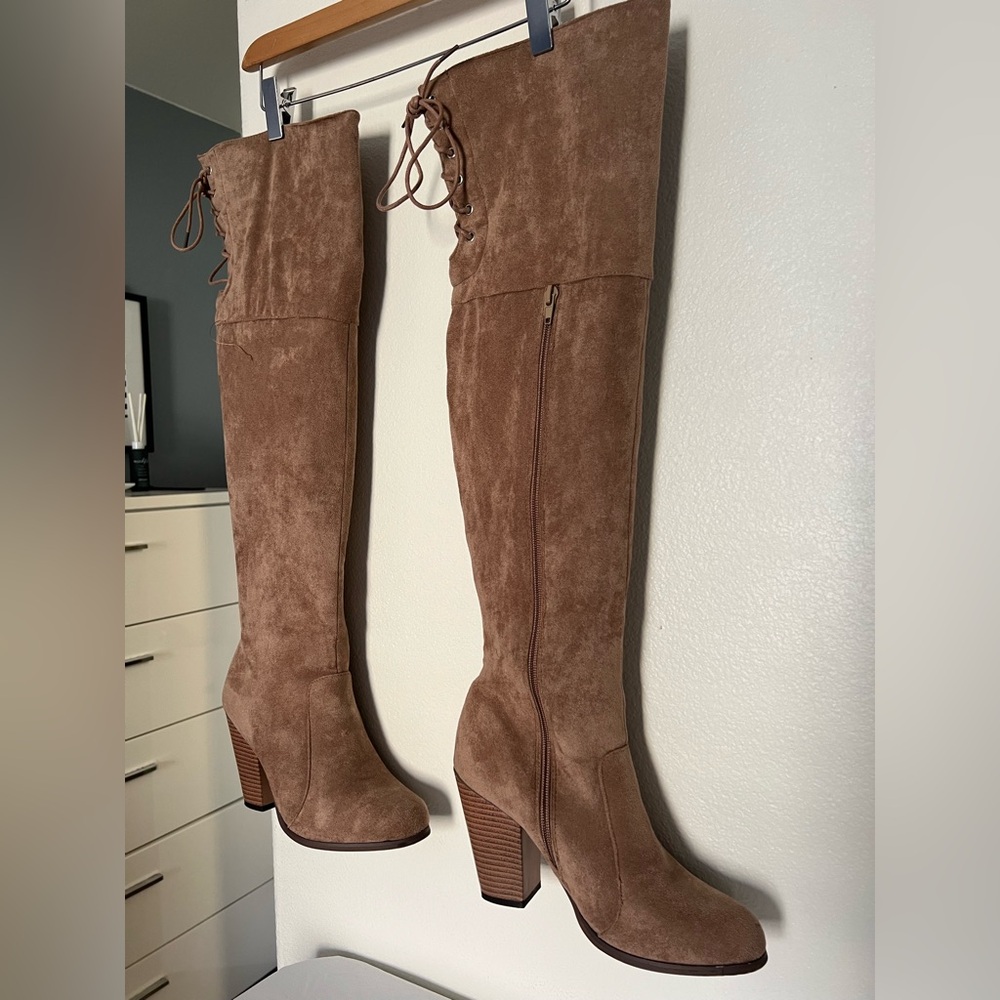 Elegant Tan Suede Knee-High Boots